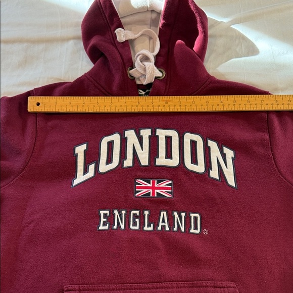 GWCC London England Logo Maroon Hoodie with Front Pocket Men/s Size M - Picture 11 of 11